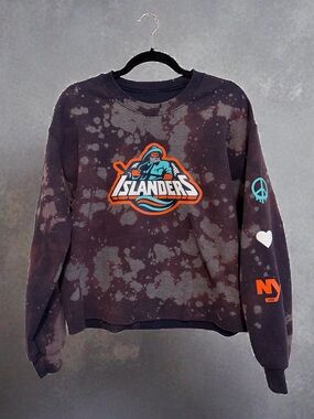New York Islanders Bleached Cropped Sweatshirt Fisherman Logo Distressed Y2K